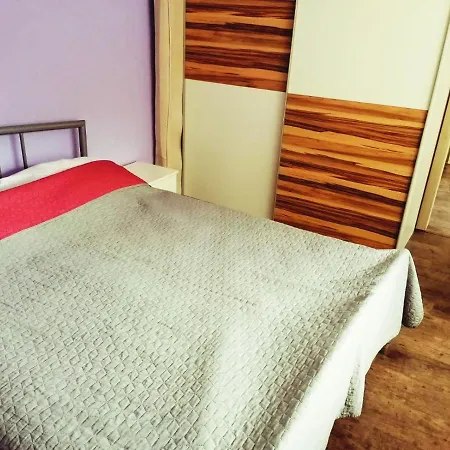 Apartman Pri Auparku Pöstyén